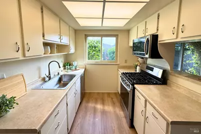 20714 Temelec Drive, Sonoma, CA 95476 - Photo 10