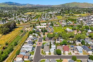 350 Jacaranda Dr, Suisun City, CA 94585 - Photo 42