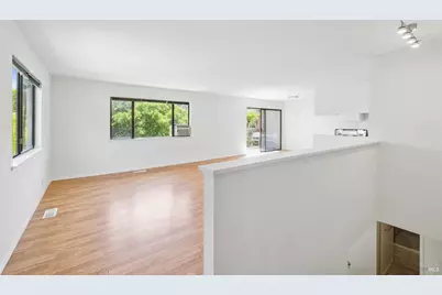 19 Shannon Court, Novato, CA 94949 - Photo 6