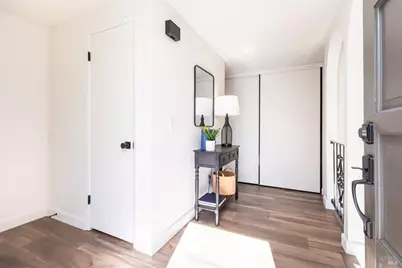 18 Creekview Court, Santa Rosa, CA 95409 - Photo 2