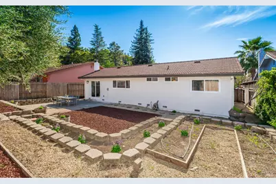 18 Creekview Court, Santa Rosa, CA 95409 - Photo 42