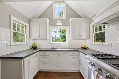 2072 Kirkland Avenue, Napa, CA 94558 - Photo 14