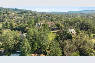 265 Richards Boulevard, Agua Caliente, CA 95476 - Photo 4