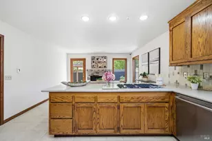 665 4th St, Sonoma, CA 95476 - Photo 16