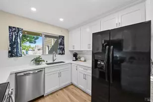 427 Temple Dr, Vacaville, CA 95687 - Photo 18