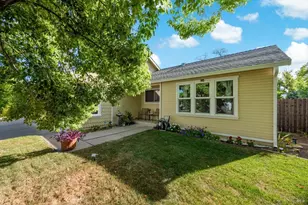 427 Temple Dr, Vacaville, CA 95687 - Photo 6