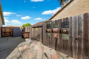 427 Temple Dr, Vacaville, CA 95687 - Photo 66