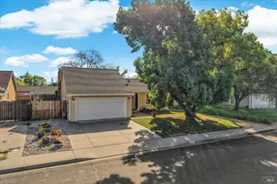 427 Temple Dr, Vacaville, CA 95687 - Photo 4