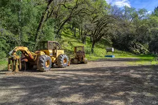 12300 Skaggs Rd, Geyserville, CA 95441 - Photo 8