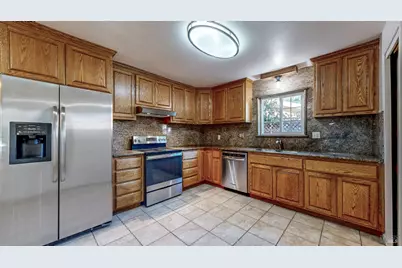 4872 Canyon Drive, Santa Rosa, CA 95409 - Photo 2