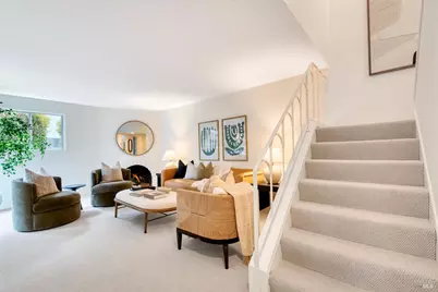 5 Grande Paseo, San Rafael, CA 94903 - Photo 2