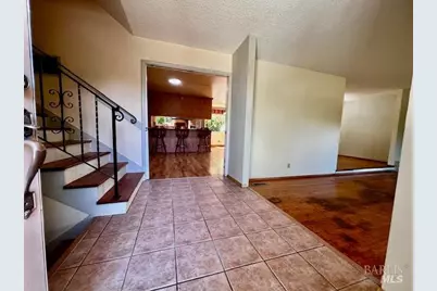 638 E Fleming Avenue, Vallejo, CA 94591 - Photo 16