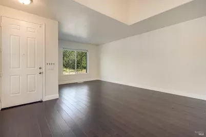 8843 Oakfield Lane, Windsor, CA 95492 - Photo 6