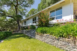 925 Knob Hill Rd, Ukiah, CA 95482 - Photo 2