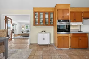 334 Richmond Dr, Santa Rosa, CA 95401 - Photo 16