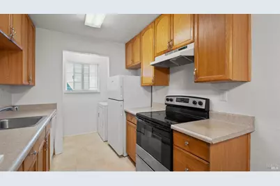 451 Lighthouse Drive, Vallejo, CA 94590 - Photo 16