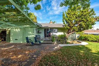 370 W M Street, Benicia, CA 94510 - Photo 4