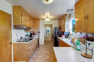 370 W M St, Benicia, CA 94510 - Photo 18