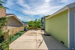 370 W M St, Benicia, CA 94510 - Photo 14