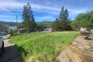 17396 Meadow View Dr, Hidden Valley Lake, CA 95467 - Photo 2