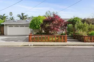 30 Rollingwood Dr, San Rafael, CA 94901 - Photo 2