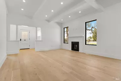 127 Pleasant Avenue, Santa Rosa, CA 95403 - Photo 12