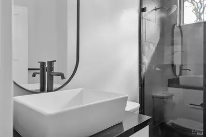 127 Pleasant Avenue, Santa Rosa, CA 95403 - Photo 24