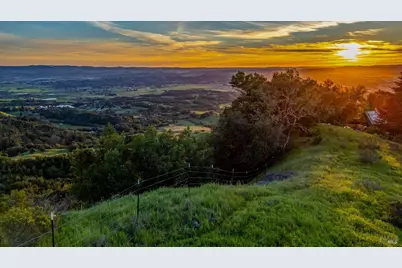 6048 Hyland Way, Penngrove, CA 94951 - Photo 70