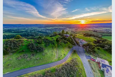 6048 Hyland Way, Penngrove, CA 94951 - Photo 1