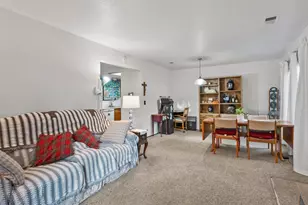 418 Occidental Cir, Santa Rosa, CA 95401 - Photo 2