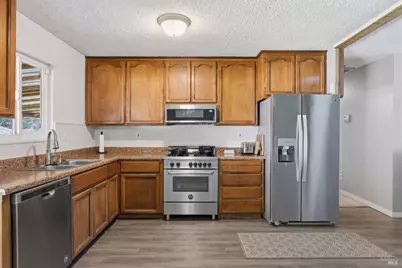 530 Bel Arbres Drive, Redwood Valley, CA 95470 - Photo 4