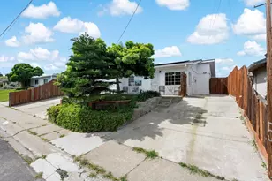 19 Wharf Dr, Pittsburg, CA 94565 - Photo 6