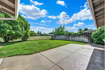 442 Yellowstone Drive, Vacaville, CA 95687 - Photo 30