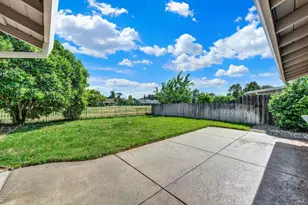 442 Yellowstone Dr, Vacaville, CA 95687 - Photo 30