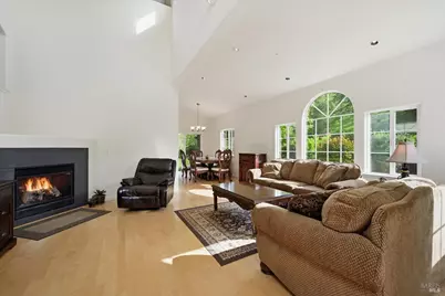 321 Portofino Way, Cloverdale, CA 95425 - Photo 4