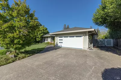 15 Lemon Court, Napa, CA 94558 - Photo 8