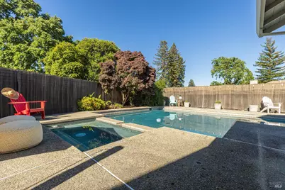 15 Lemon Court, Napa, CA 94558 - Photo 2