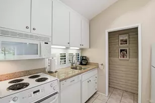 13 Fairways Dr, Napa, CA 94558 - Photo 12