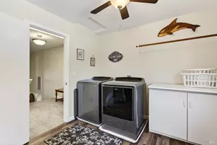 586 Hillside Dr, Cloverdale, CA 95425 - Photo 18