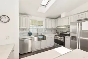 44 Hacienda Dr, Napa, CA 94558 - Photo 10