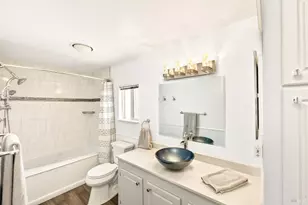 44 Hacienda Dr, Napa, CA 94558 - Photo 18