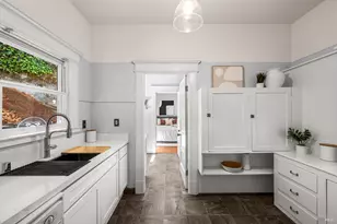 219 Nevada Ave, Point Richmond, CA 94801 - Photo 18