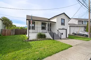 215 Hampshire St, Vallejo, CA 94590 - Photo 2