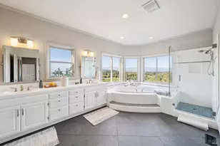 2355 W Dry Creek Rd, Healdsburg, CA 95448 - Photo 32