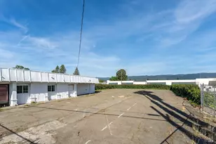 735 S State St, Ukiah, CA 95482 - Photo 10