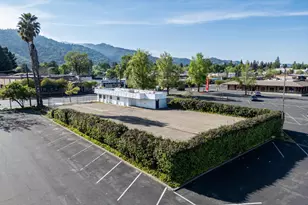 735 S State St, Ukiah, CA 95482 - Photo 12