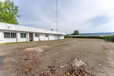 735 S State Street, Ukiah, CA 95482 - Photo 8