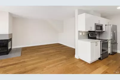 218 Marina Lakes Drive, Richmond, CA 94804 - Photo 8