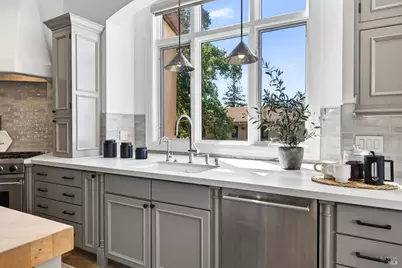 418 Saint Andrews Drive, Napa, CA 94558 - Photo 8