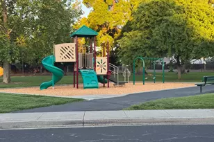 606 Sunnyvale Pl, Vacaville, CA 95687 - Photo 70